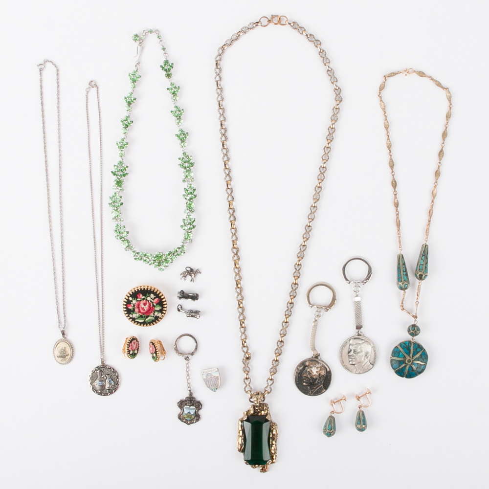 Assorted Fashion Jewelry EBTH